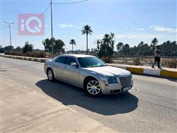 کرایسلەر 300